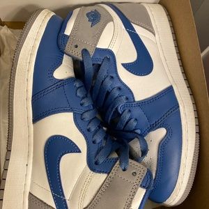 True Blue Nike air Jordan 1’s